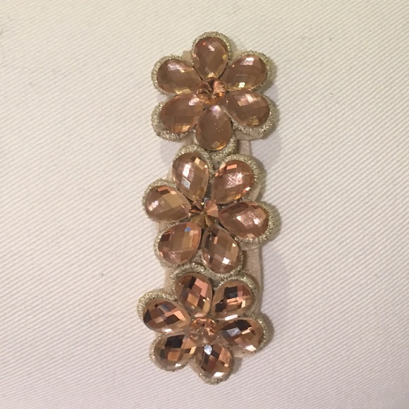 ✨3/15✨ NW Johnny Loves Rosie Crystal Barrette SFH - Picture 5 of 8